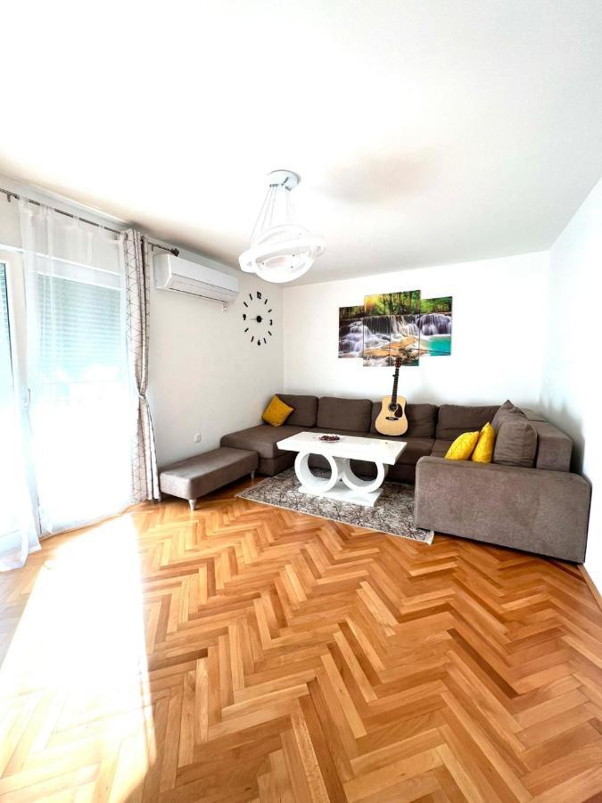 Lux Apartman Casablanca Pluzine Luaran gambar