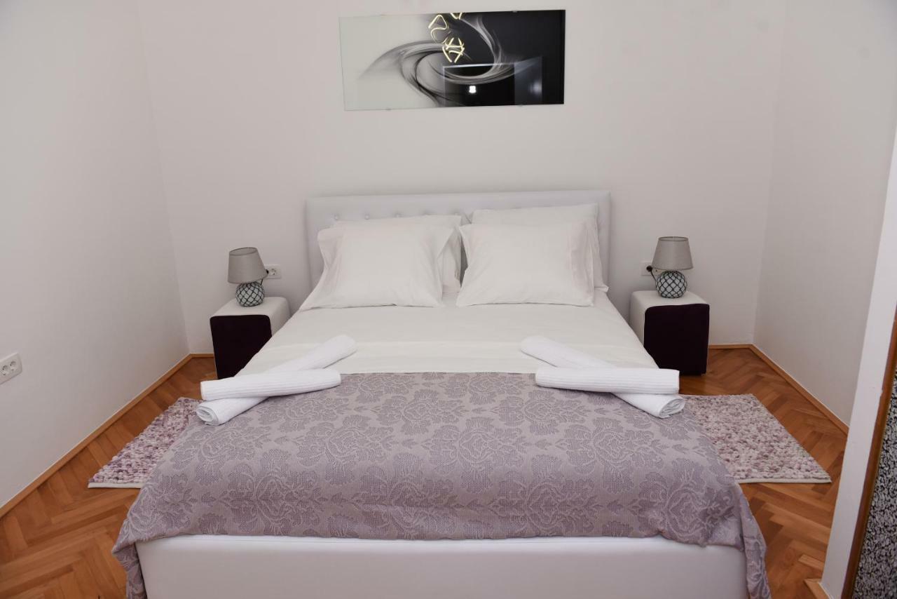 Lux Apartman Casablanca Pluzine Luaran gambar