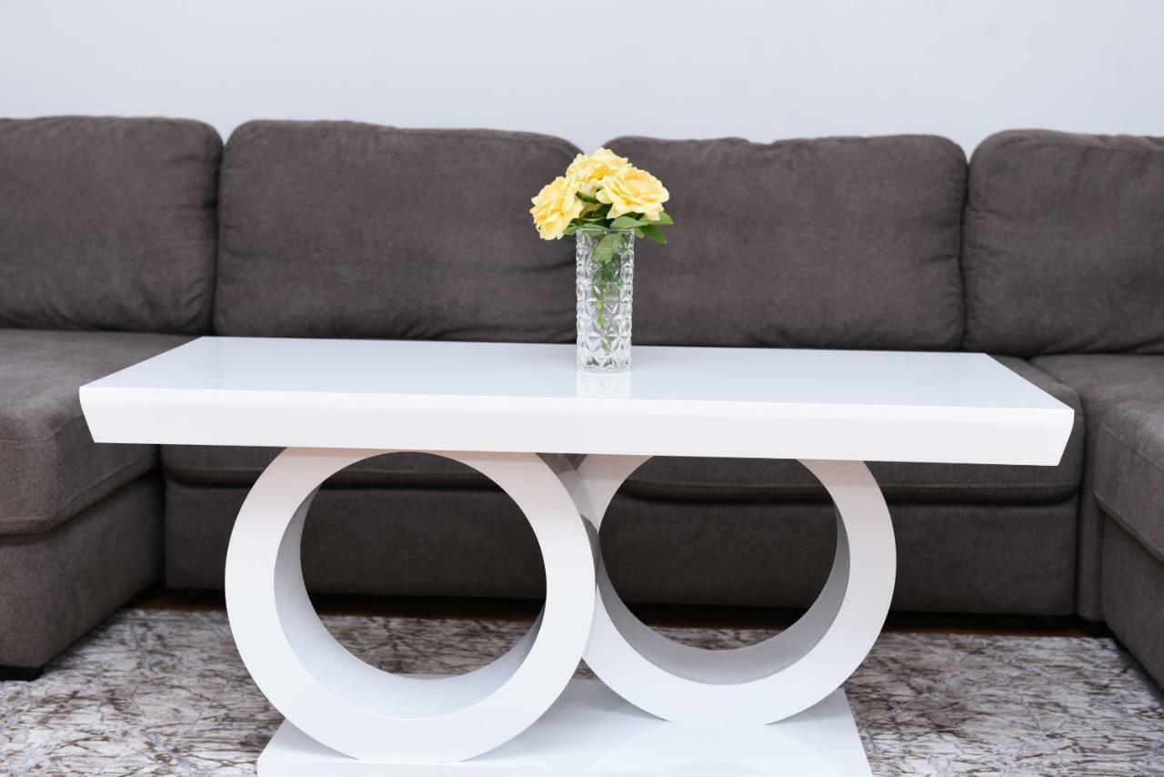 Lux Apartman Casablanca Pluzine Luaran gambar